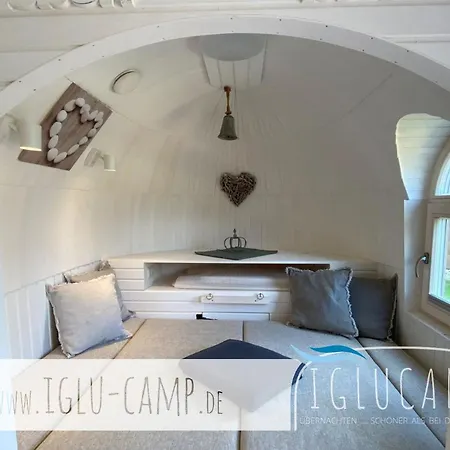 Iglu Camp Triolago Ferienhaus